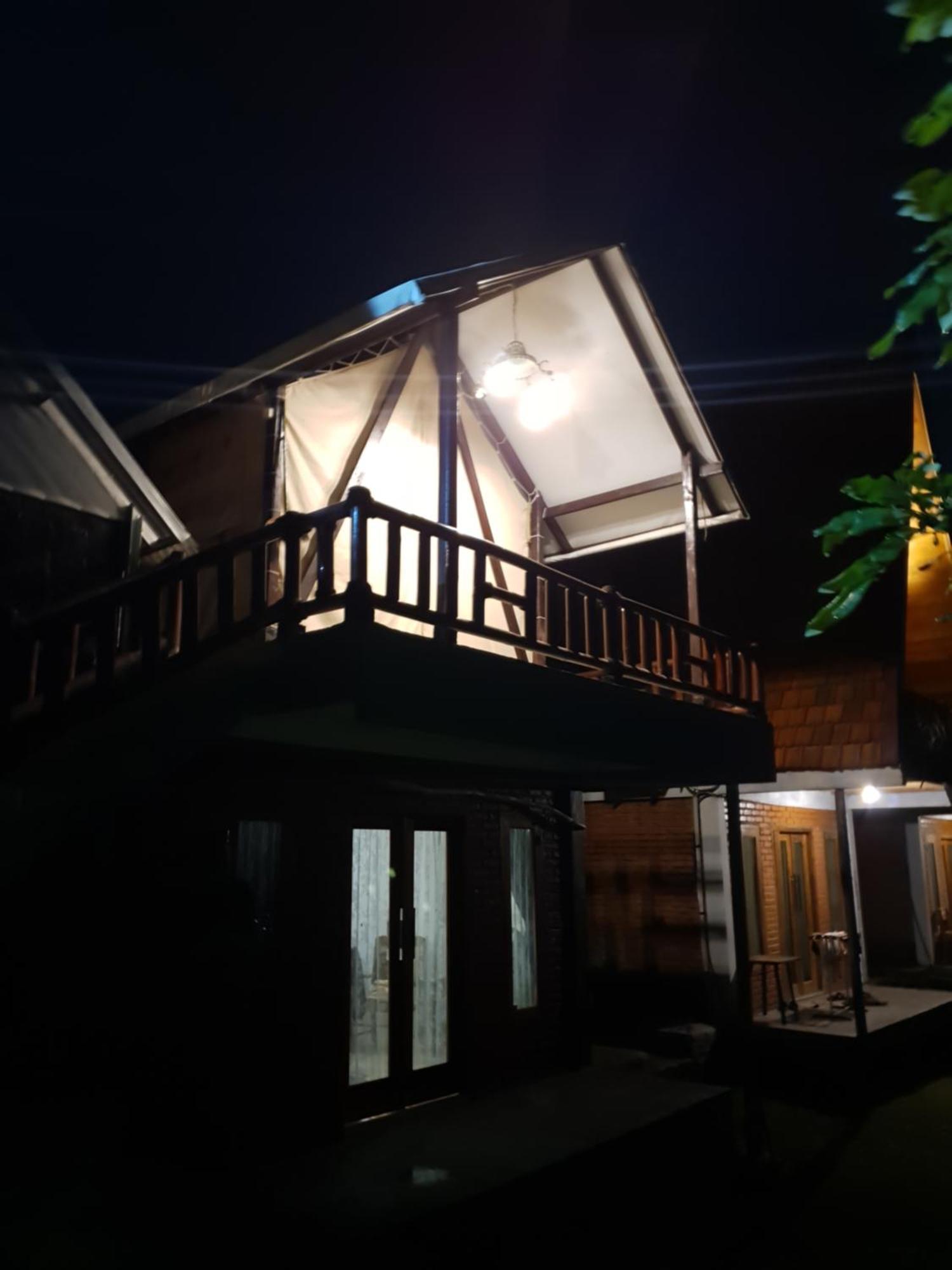 Villa Lumbung Salak Богор Экстерьер фото